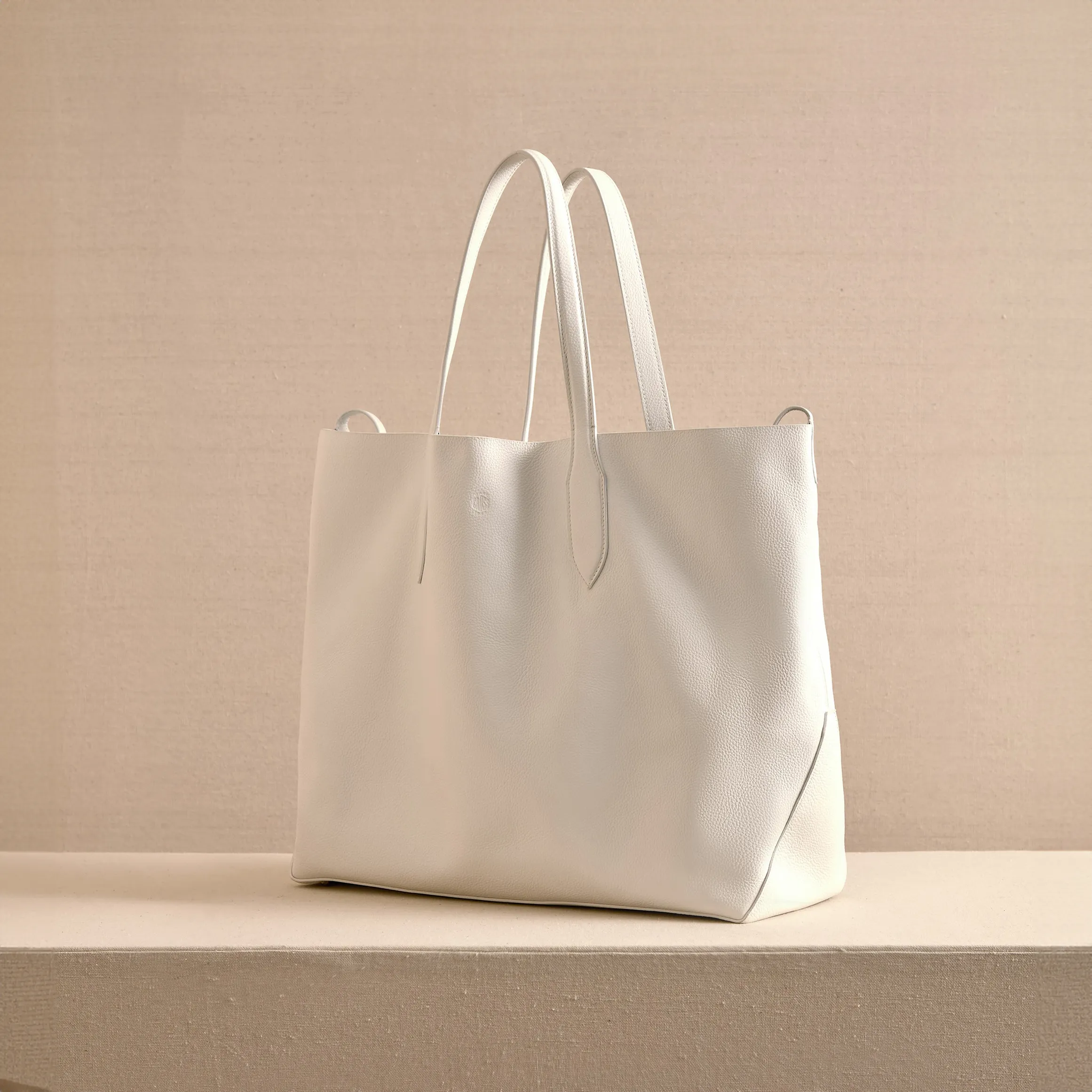 Eleanor 42 in Ivory