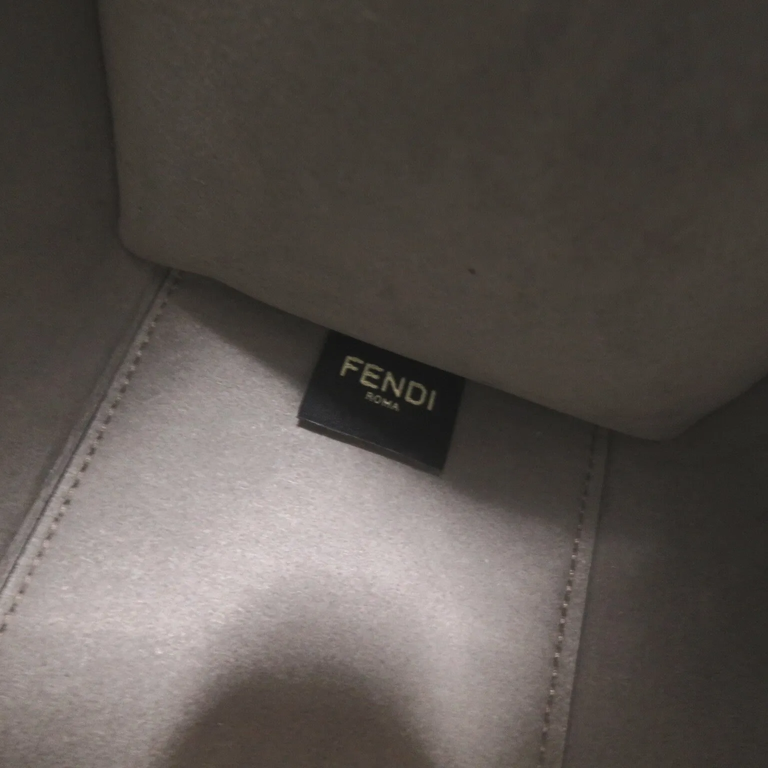 Fendi Leather 2Way Tote Bag 7VA583