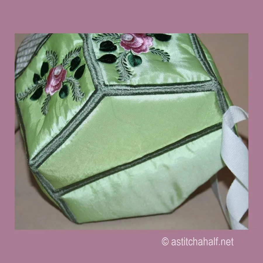 Roses Back Pack