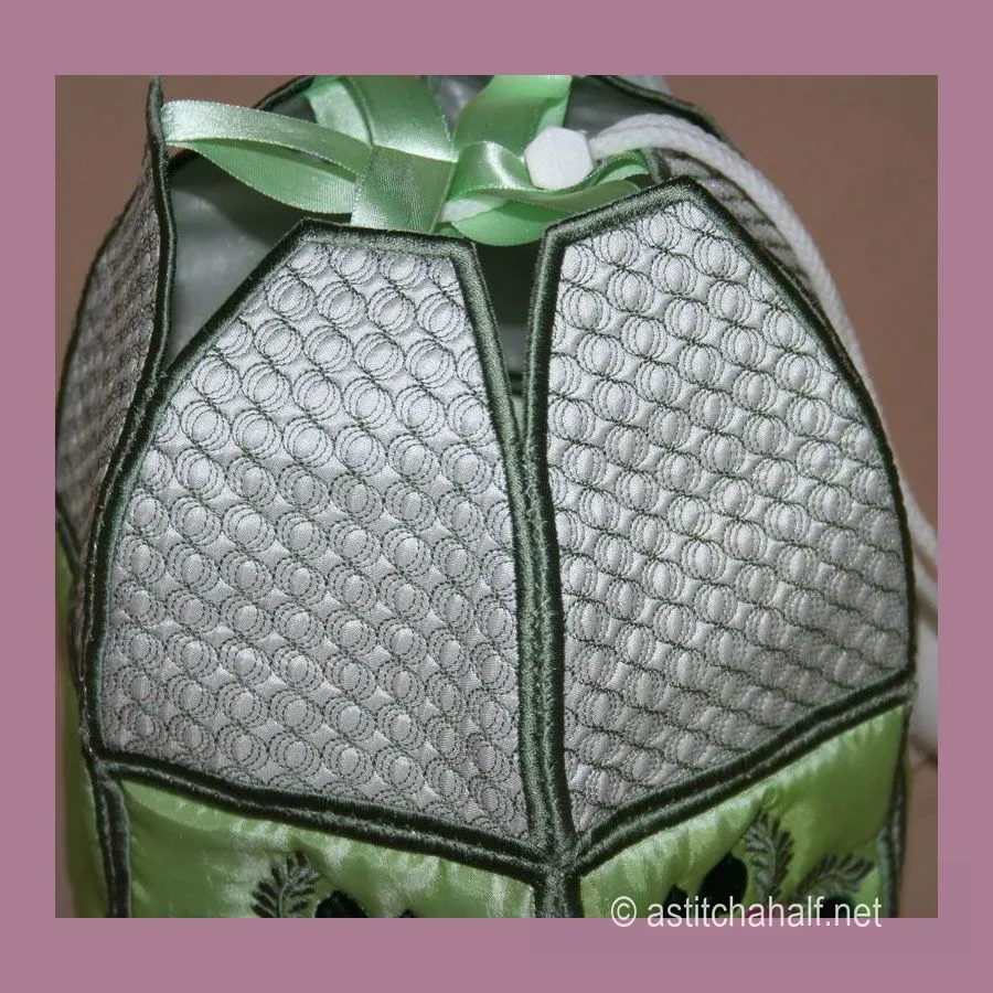 Roses Back Pack