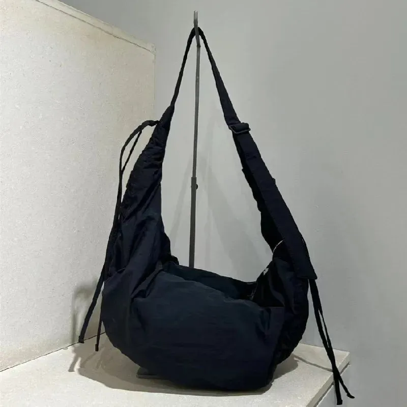 UAKISS  -  New Simple and Casual Solid Color Nylon Large Capacity Women's Dumpling Bag Shoulder Bag for Travel and Commuting